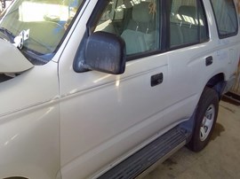 1999 TOYOTA 4RUNNER, SILVER, BASE MODEL, 2.7L, AT.2WD.  Z26310